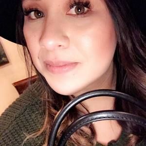 Meet your Posher, Lorena